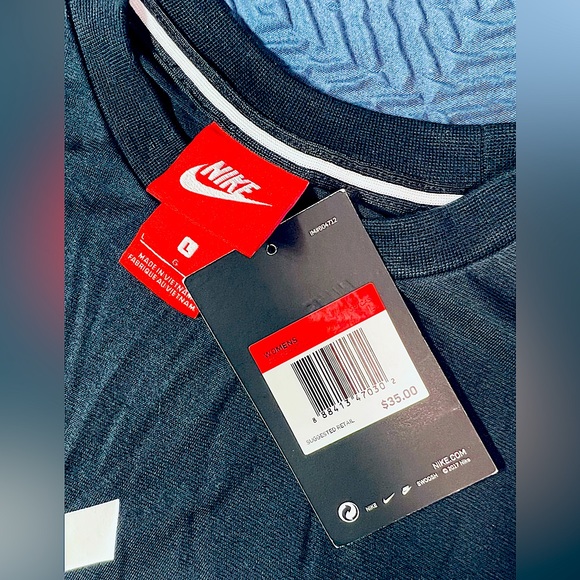 Nike | Muscle Tank | Women’s - Picture 2 of 5